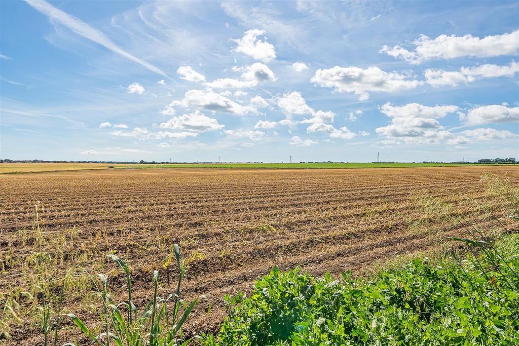 St Benets Road for sale by Guildcrest Estates
