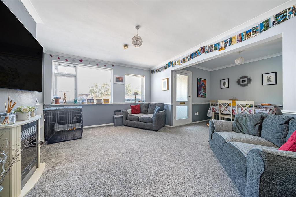 St Benets Road for sale by Guildcrest Estates - li