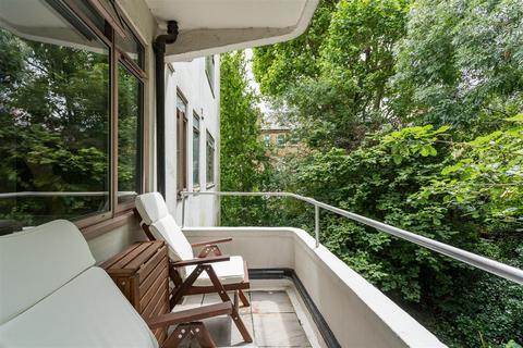 Studio for sale, Lawn Road, London