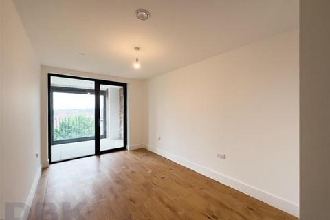 2 bedroom apartment to rent, 371 Staines Road, Hounslow TW4