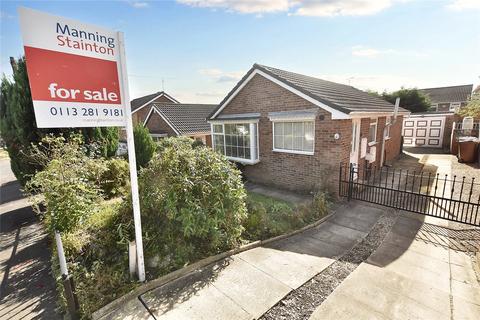 2 bedroom bungalow for sale, Abbeydale Oval, Kirkstall, Leeds