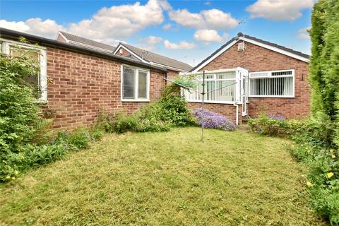 2 bedroom bungalow for sale, Abbeydale Oval, Kirkstall, Leeds