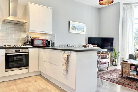 2 bedroom flat for sale, Stonestile Lane, Hastings TN35