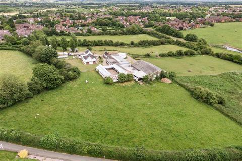 5 bedroom farm house for sale, Brick Kiln Farm, Hood Lane, Armitage