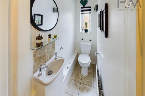 25 The Pastures, Stevenage, SG2 7DF