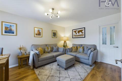 25 The Pastures, Stevenage, SG2 7DF