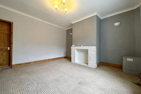 28 Back Field, Thornton, Bradford, BD13 3EX