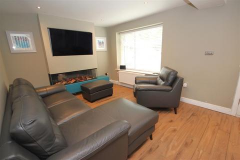 3 bedroom terraced house for sale, Heol Pentwyn, Whitchurch, Cardiff