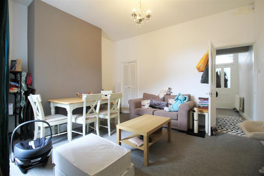 Dining room.jpg