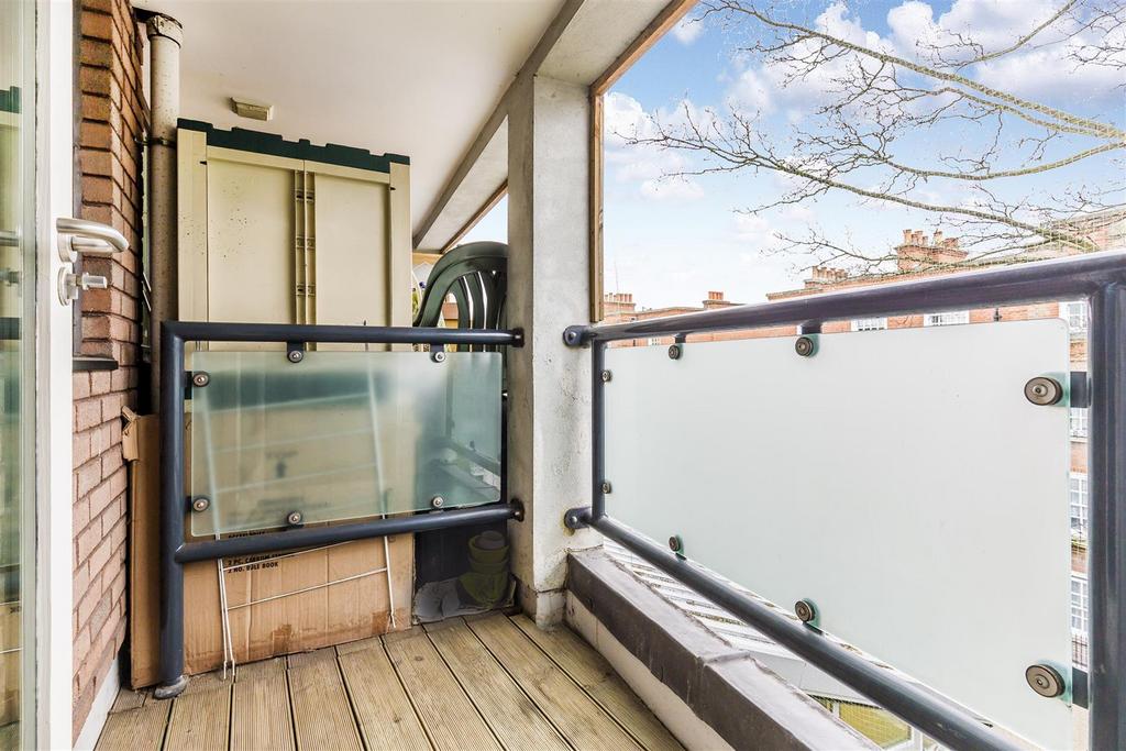 Lettings Fulham Farm Close - Balcony.jpg