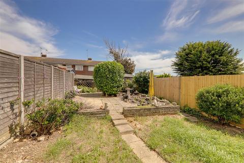 1 Fircroft Close, Worthing, BN13 2HX