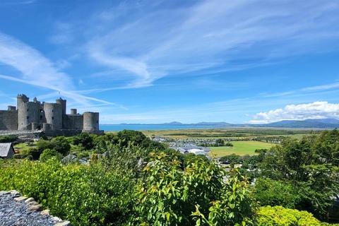 3 bedroom detached house for sale, Harlech