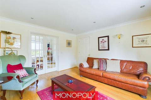 12 Maes Tyrnog, Llandyrnog, Denbigh, LL16 4EW