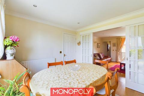 12 Maes Tyrnog, Llandyrnog, Denbigh, LL16 4EW