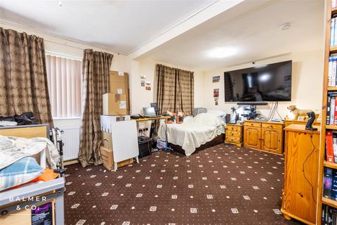 1 bedroom apartment for sale, Castleton Court, Tyldesley M29