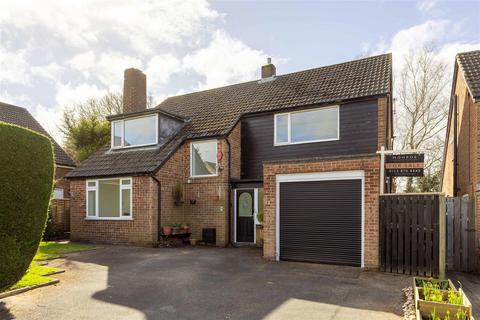 4 bedroom detached house for sale, West Dene, Leeds LS17