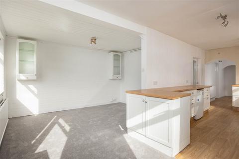 4 bedroom detached house for sale, West Dene, Leeds LS17