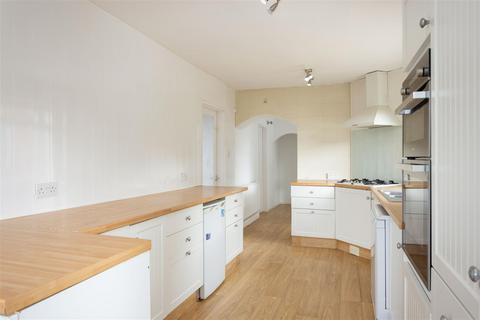 4 bedroom detached house for sale, West Dene, Leeds LS17
