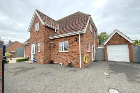 4 bedroom detached house for sale, Sea Dyke Way, Marshchapel, Grimsby