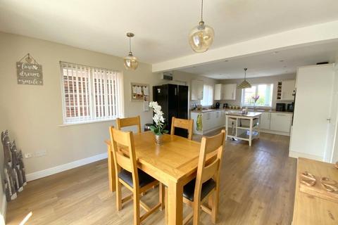 4 bedroom detached house for sale, Sea Dyke Way, Marshchapel, Grimsby