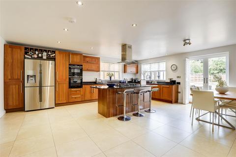 4 bedroom detached house for sale, Clarkes Lane, Chilwell NG9