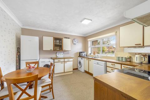 45 Cornfields, Holbeach, Spalding, PE12 7QN