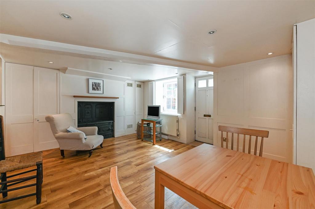 Flat Living Room