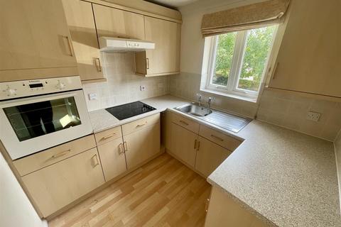 1 bedroom retirement property for sale, St Peters Lodge, High Street, Portishead