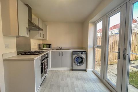 2 bedroom house for sale, Lilac Crescent, Newcastle Upon Tyne