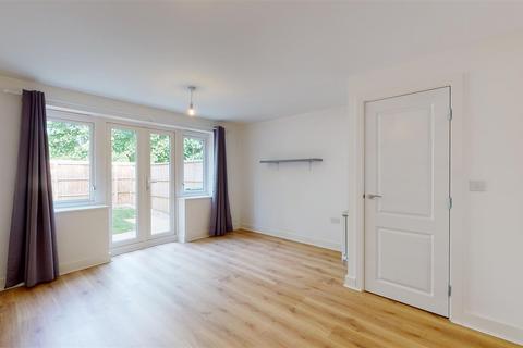 2 bedroom end of terrace house to rent, Penson Way, Greenfields, Shrewsbury