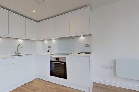 1 bedroom flat to rent, Golden House, Guildford