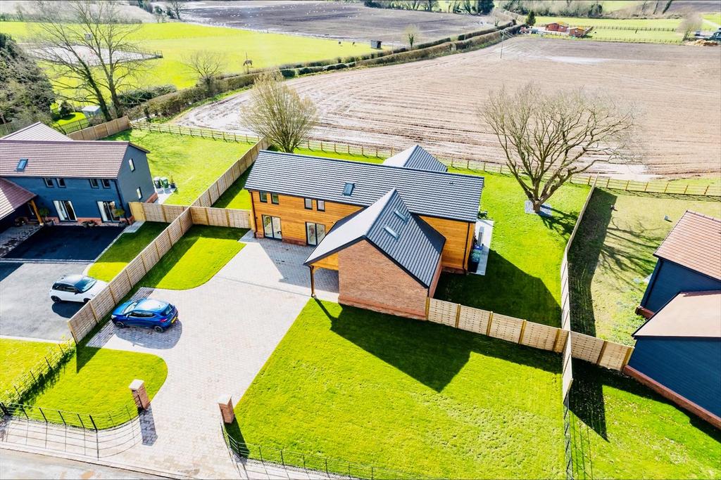Whitley Fields, Mill Lane... 4 bed detached house for sale £735,000