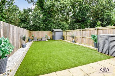 2 Emberton Road, Alsager, Stoke-on-trent, ST7 2YA