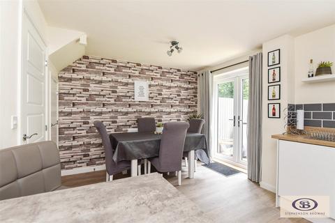 2 Emberton Road, Alsager, Stoke-on-trent, ST7 2YA