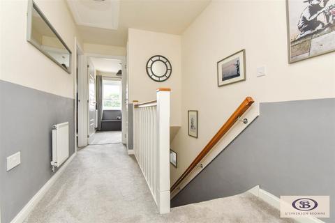 2 Emberton Road, Alsager, Stoke-on-trent, ST7 2YA