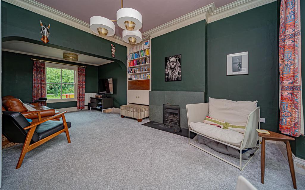 P1054643-Enhanced-NR.jpg