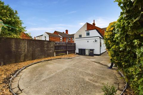 3 bedroom semi-detached house for sale, Victoria Road, Mablethorpe LN12