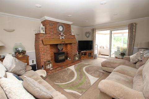 5 bedroom house for sale, Leeson Drive, Ferndown