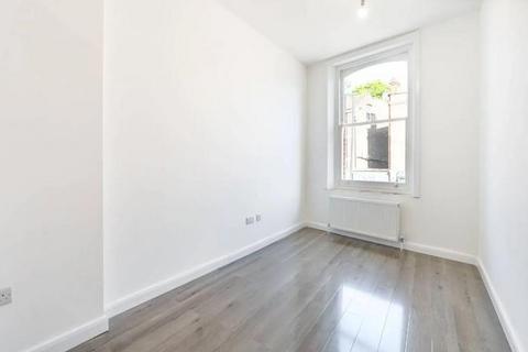 3 bedroom apartment to rent, High street, Harlesden NW10