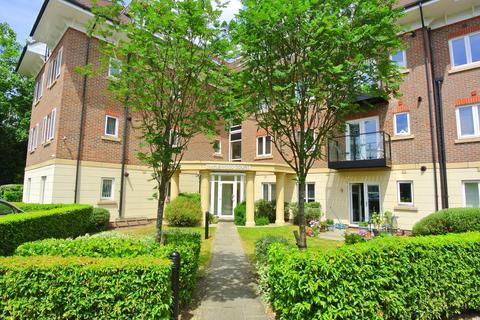 2 bedroom apartment for sale, Woodthorpe Road, Ashford TW15