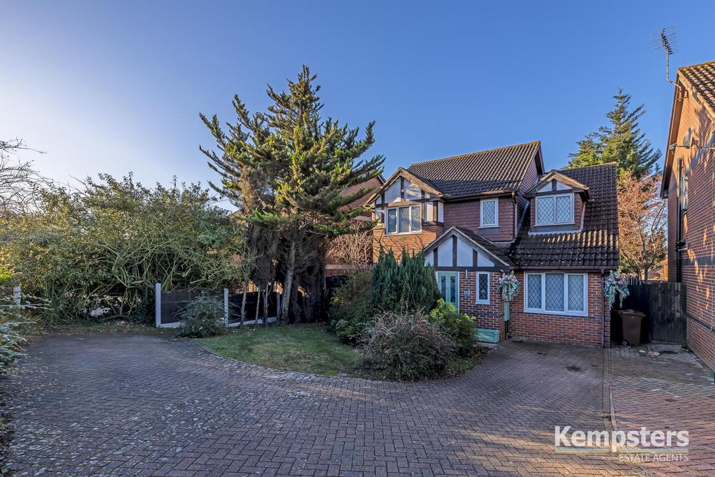 Drake Road, Chafford Hundred 5 bed detached house for sale £540,000
