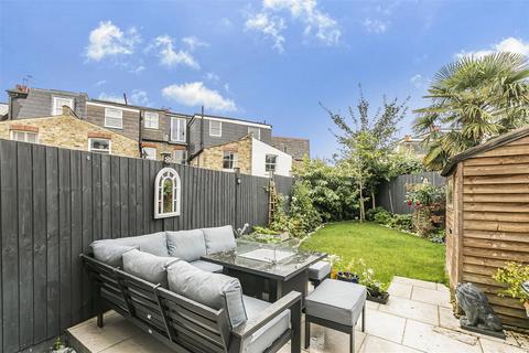 3 bedroom house for sale, Coliston Passage, London