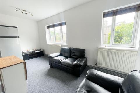 3 bedroom apartment for sale, South Mews, South Street, Buxton