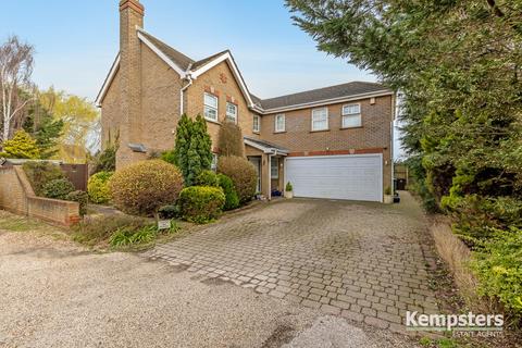 5 bedroom detached house for sale, Whitmore Close, Orsett, Grays