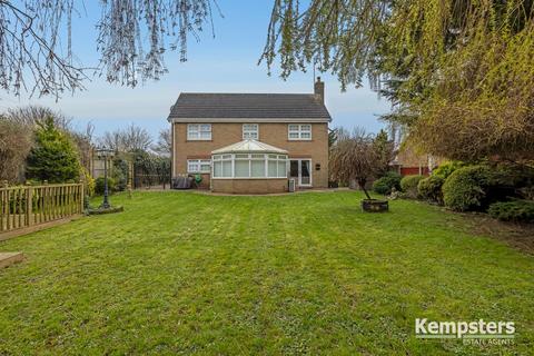 5 bedroom detached house for sale, Whitmore Close, Orsett, Grays