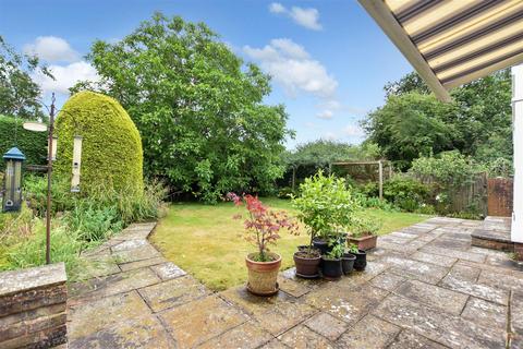 4 bedroom detached house for sale, River Lane, Fetcham KT22