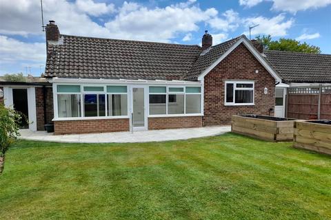 2 bedroom bungalow for sale, Briar Close, Church Road, Yapton