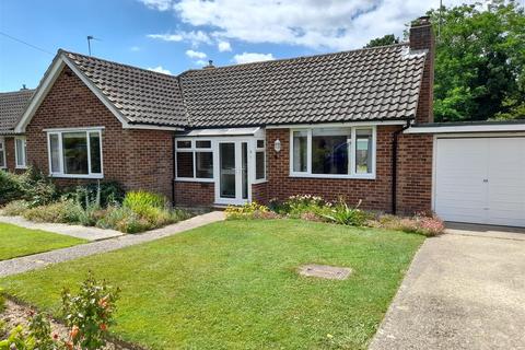 8 Briar Close, Yapton, Arundel, BN18 0ES