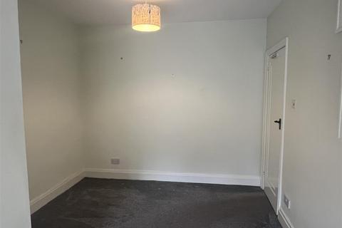 3 bedroom house to rent, Woodlands Drive, Whalley