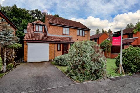 4 bedroom detached house for sale, Spenborough Road, Whitehouse Farm, Stockton-On-Tees, TS19 0QY